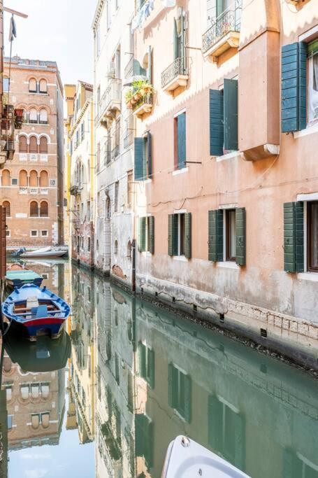 Dream'S Door With Canal View In Venetië Buitenkant foto